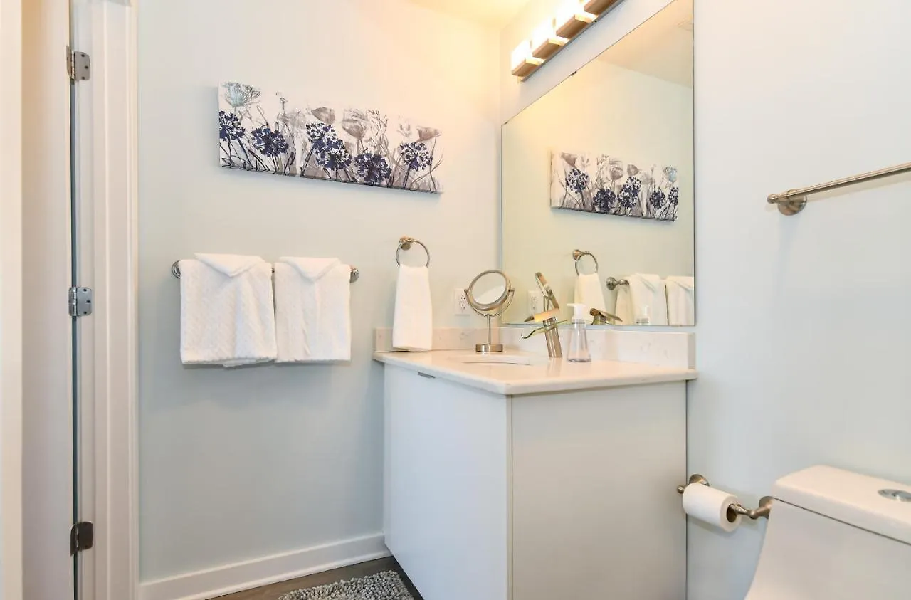 {Cloud 9} Luxury 2 Bedroom Condo In Uptown Charlotte Apartment